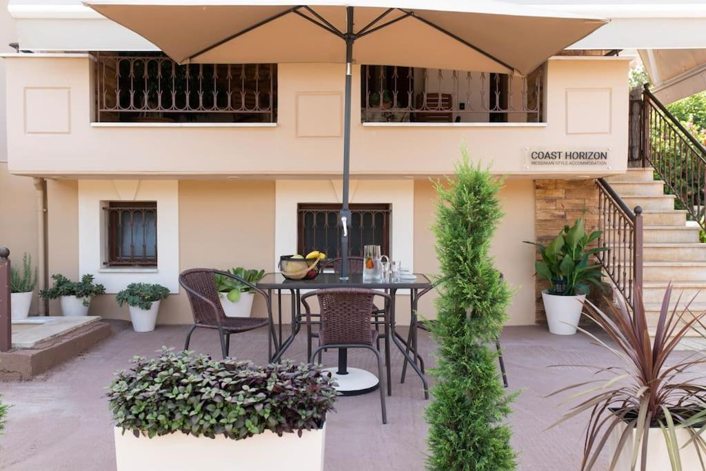 Coast Horizon Apartment Romanos  Exterior photo